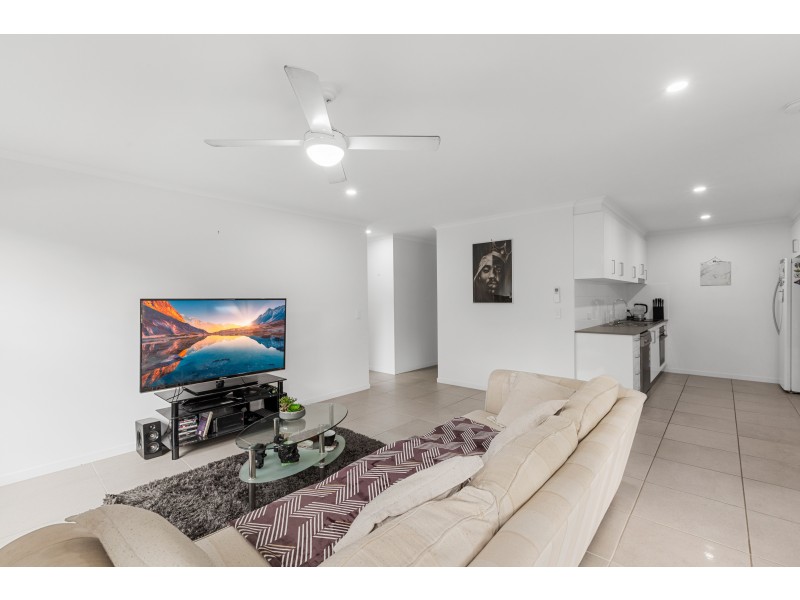 18 Bonaparte Place, Palmwoods QLD 4555