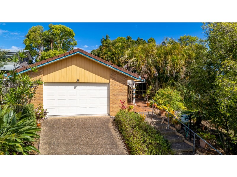 1 Strathford Avenue, Nambour QLD 4560