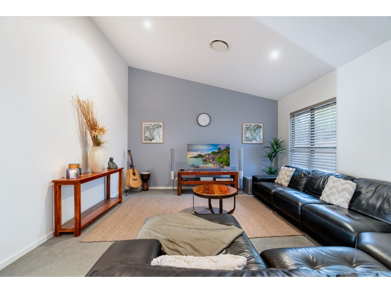 102 Diamond Valley Road, Mooloolah Valley QLD 4553