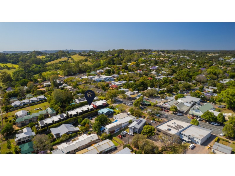 2/33 Blackall Street, Woombye QLD 4559