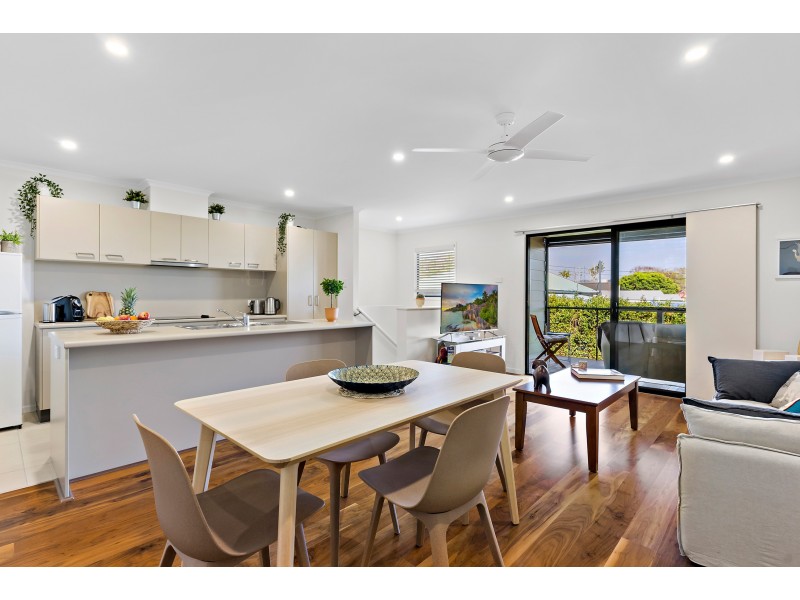2/33 Blackall Street, Woombye QLD 4559