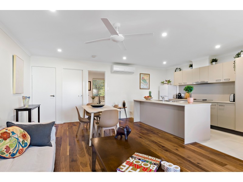 2/33 Blackall Street, Woombye QLD 4559