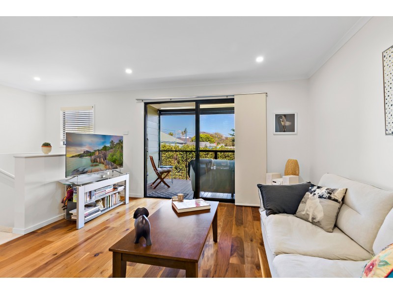 2/33 Blackall Street, Woombye QLD 4559