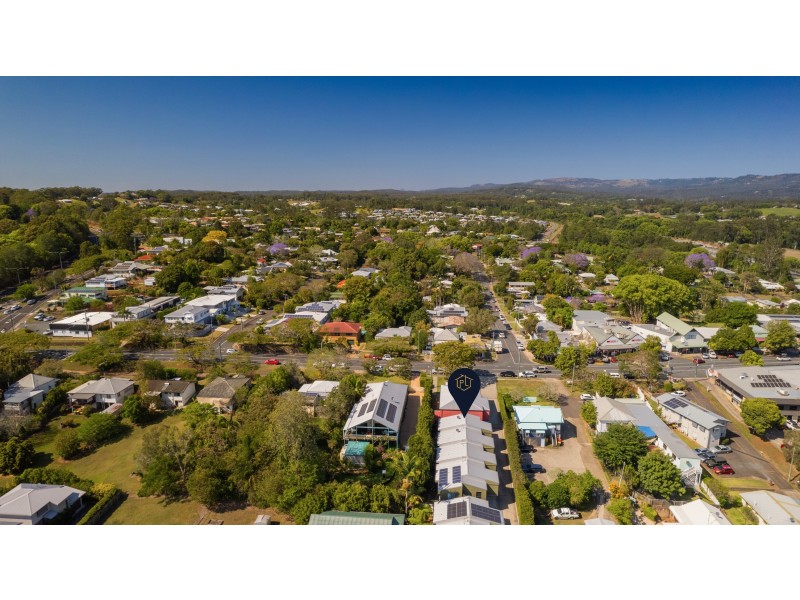 2/33 Blackall Street, Woombye QLD 4559