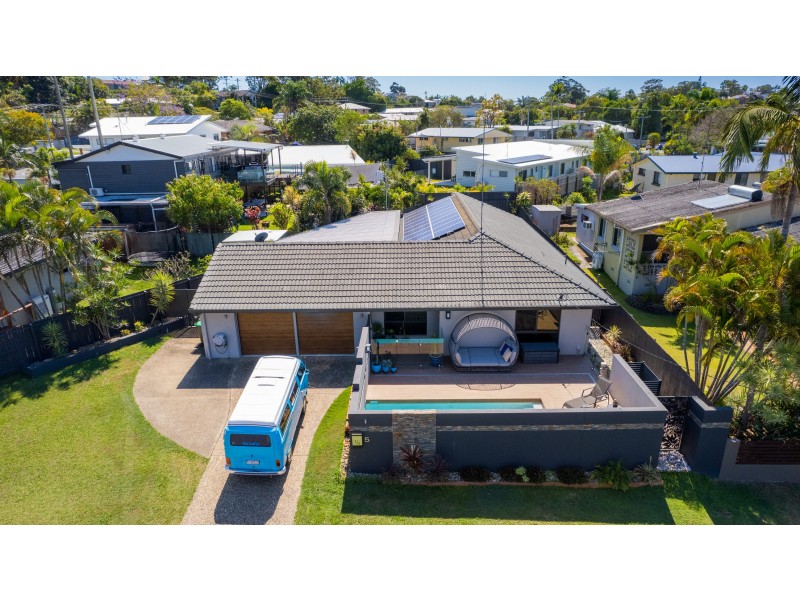 5 Jacaranda Drive, Mooloolaba QLD 4557