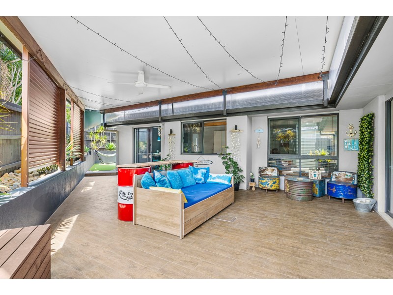 5 Jacaranda Drive, Mooloolaba QLD 4557