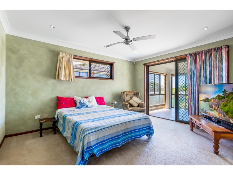 1 Gold Street, Aroona QLD 4551