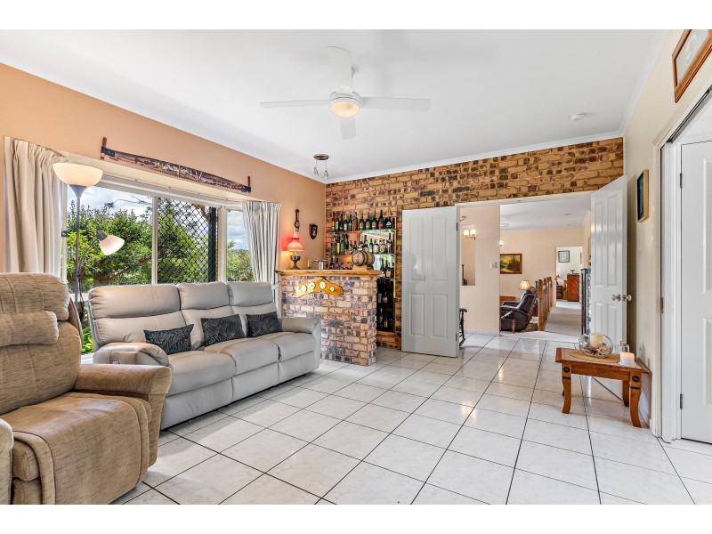 5 Bullock Court, Kureelpa QLD 4560