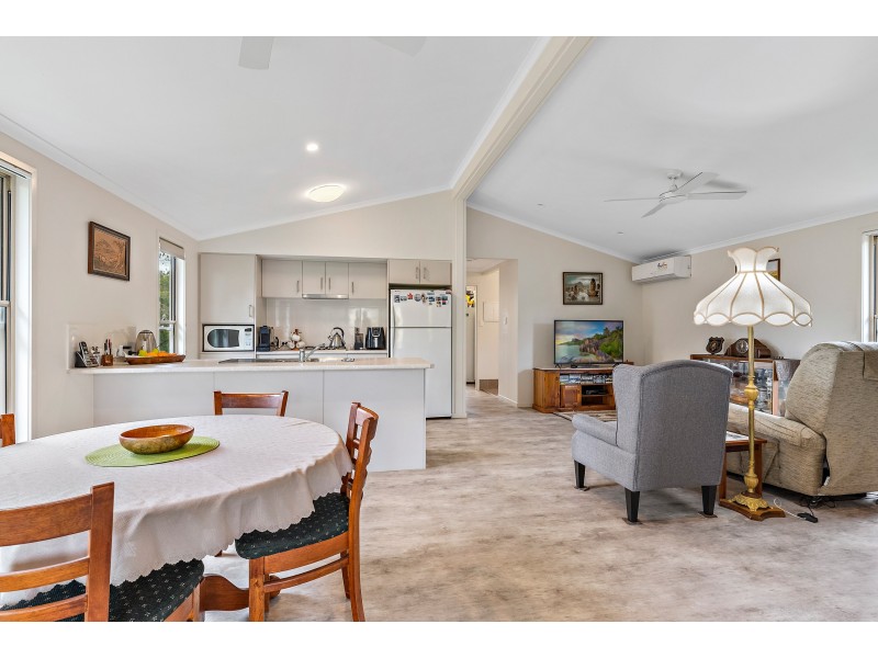 5 Bullock Court, Kureelpa QLD 4560