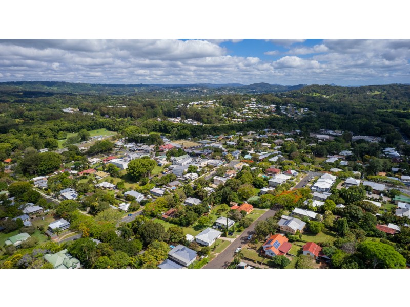 16 Ann Street, Woombye QLD 4559