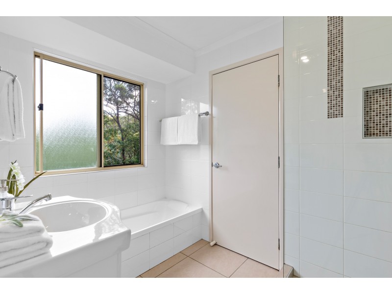 10 Skorpil Lane, Montville QLD 4560