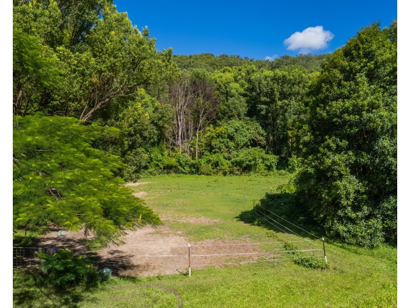 260 King Road, Mooloolah Valley QLD 4553