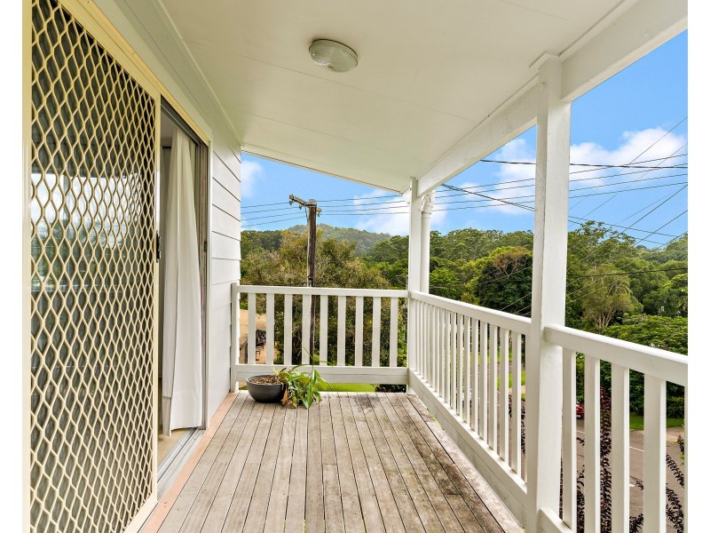 21 Pease Blossom Street, Coes Creek QLD 4560