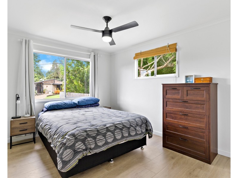 21 Pease Blossom Street, Coes Creek QLD 4560