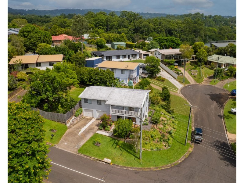 21 Pease Blossom Street, Coes Creek QLD 4560