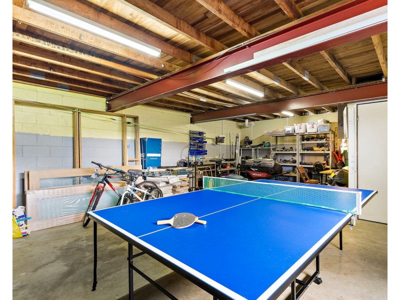 6 Valley Breeze Court, Coes Creek QLD 4560