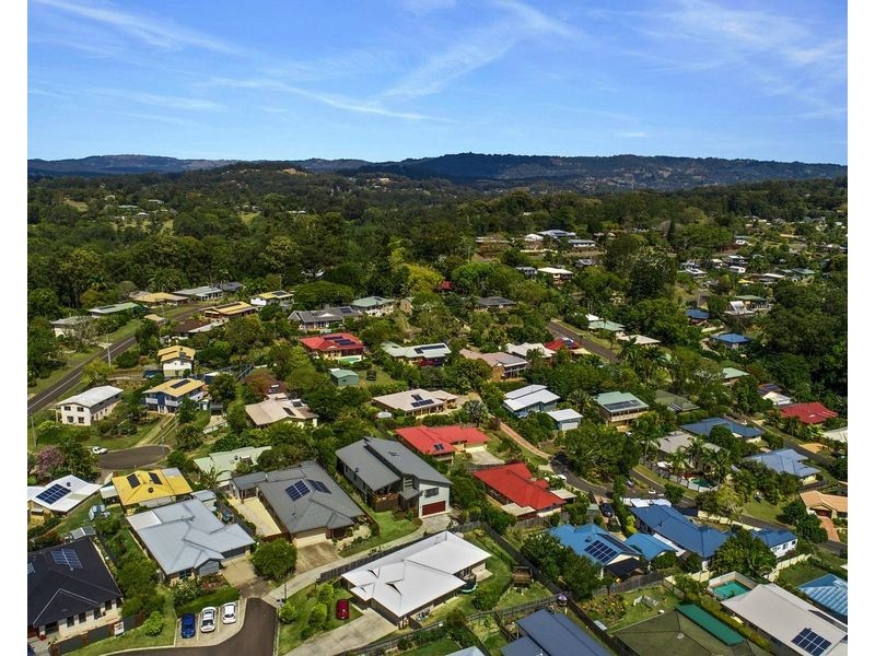 6 Cooee Ct, Coes Creek QLD 4560