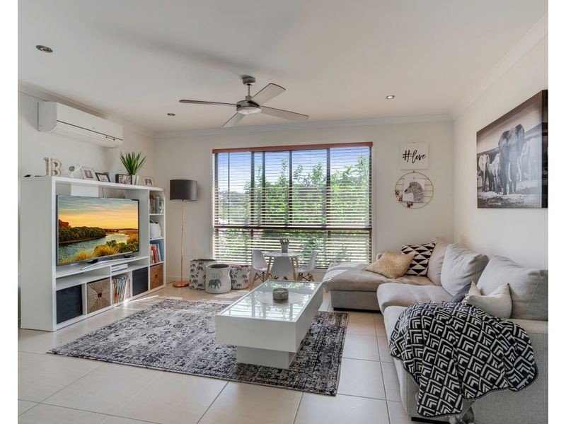 6 Cooee Ct, Coes Creek QLD 4560