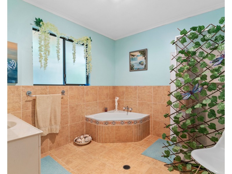 57 Treehaven Way, Maleny QLD 4552