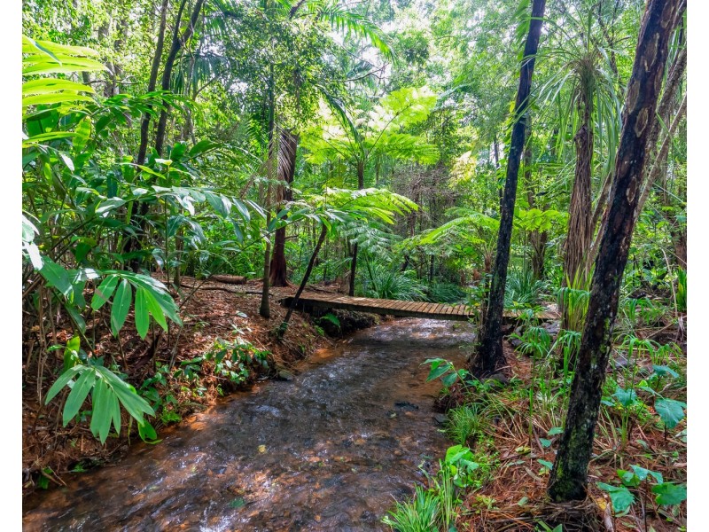 57 Treehaven Way, Maleny QLD 4552