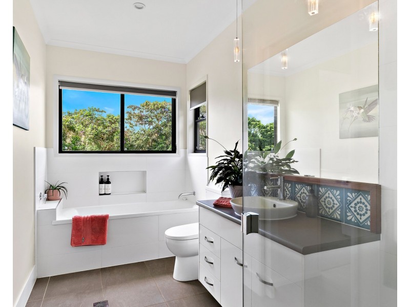 25 Kingsview Drive, Flaxton QLD 4560