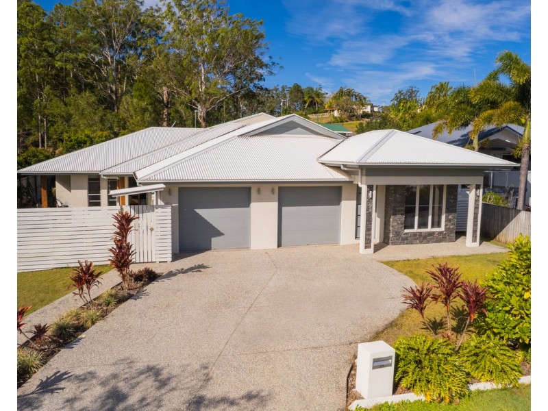 2/5 Harris Drive, Palmwoods QLD 4555