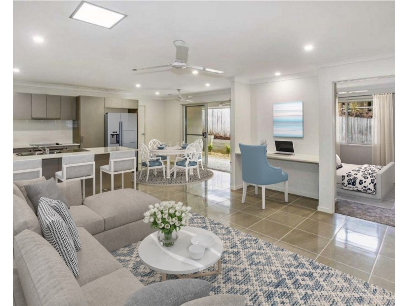2/5 Harris Drive, Palmwoods QLD 4555