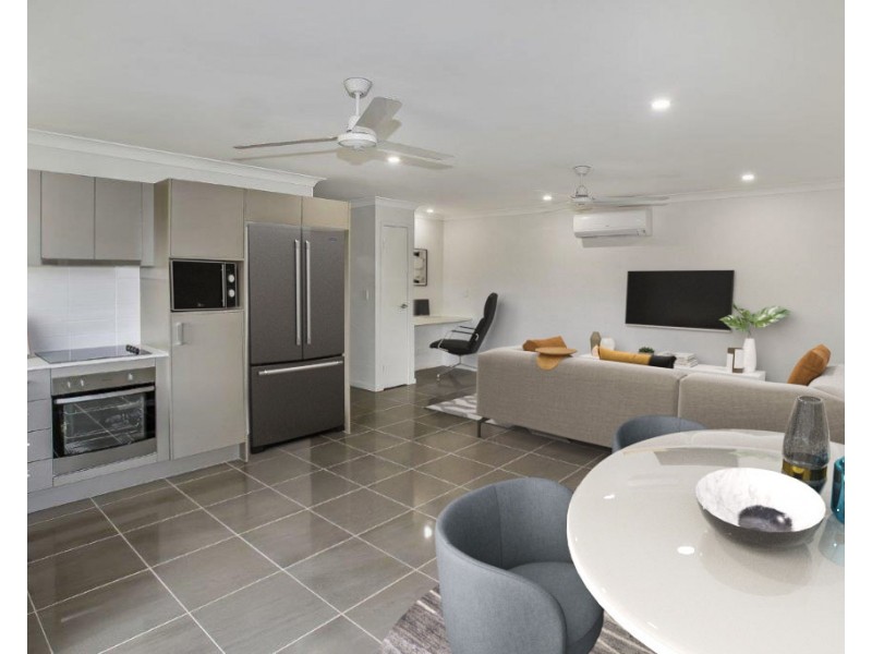 2/5 Harris Drive, Palmwoods QLD 4555