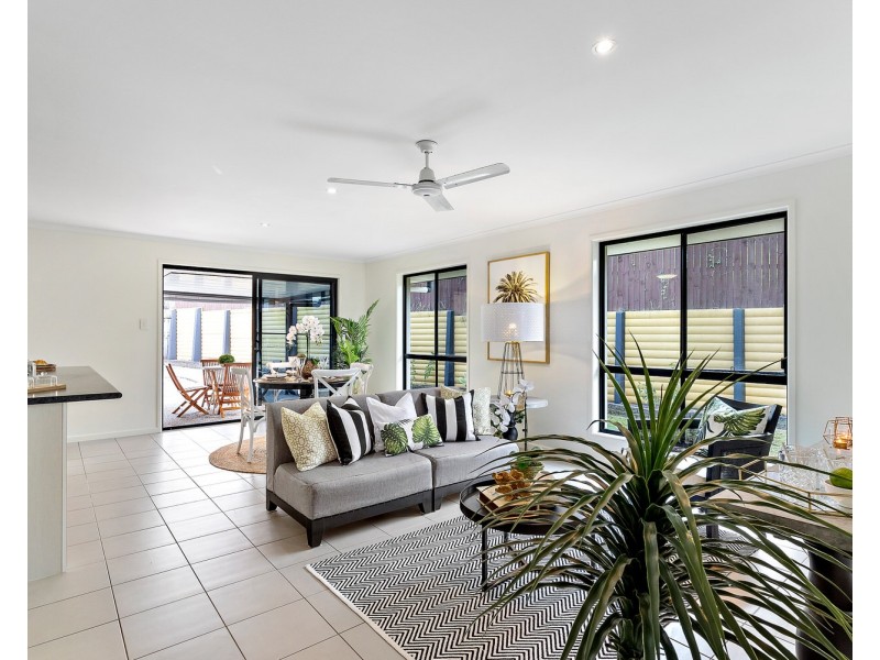 9 Dream Court, Nambour QLD 4560