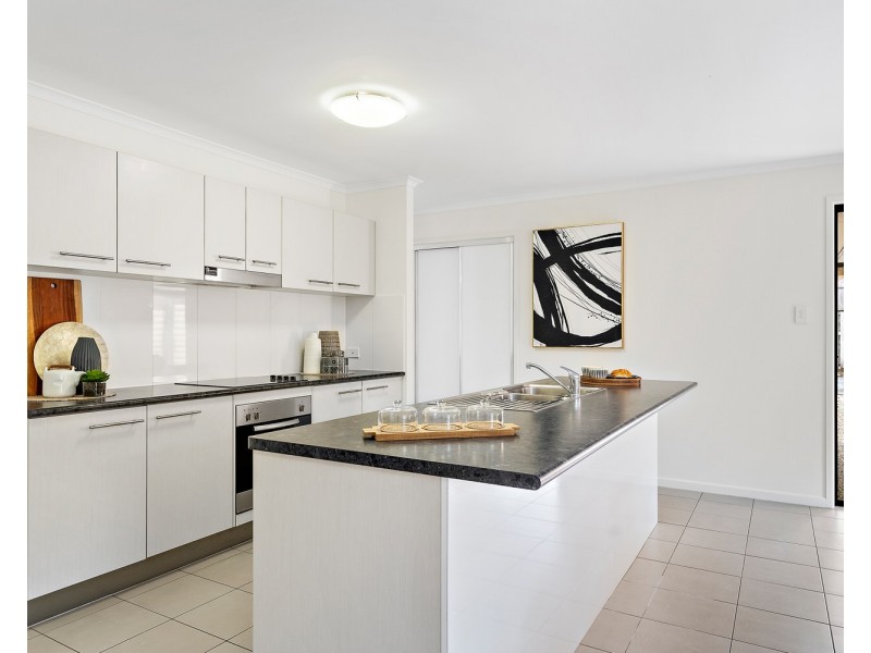 9 Dream Court, Nambour QLD 4560