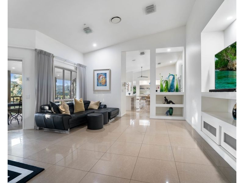 62 Preston Road, Diddillibah QLD 4559