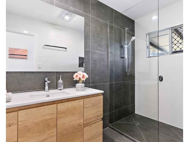 70 Cobbs Road, Woombye QLD 4559