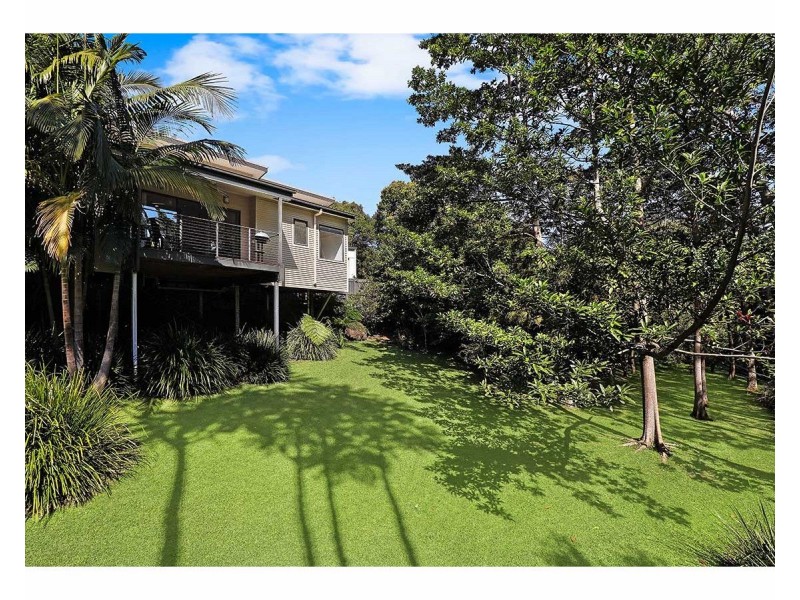 18 Lawyer Street, Maleny QLD 4552