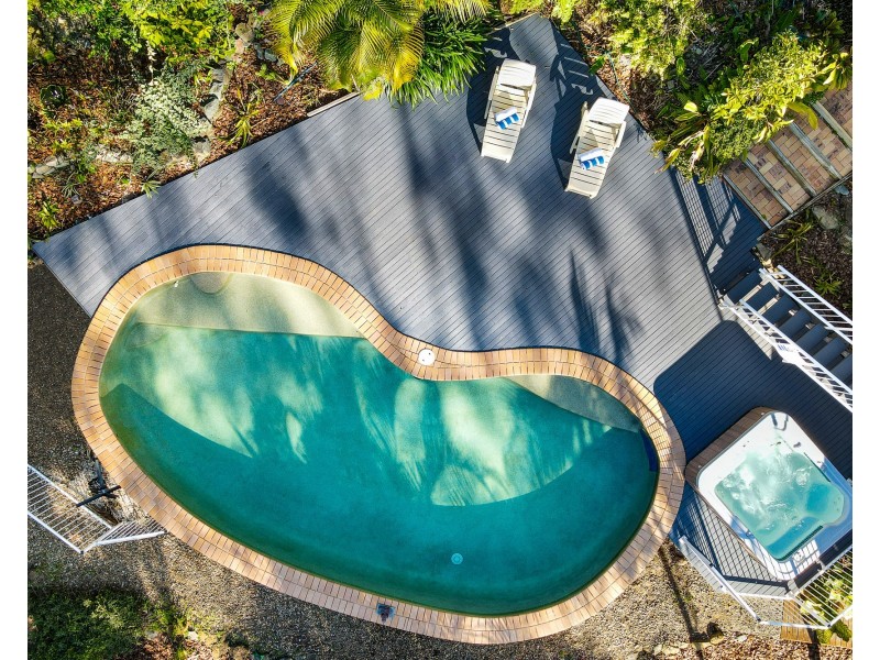 123 Mons School Road, Mons QLD 4556