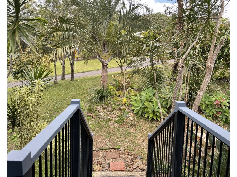 27 Leigha Place, Kureelpa QLD 4560