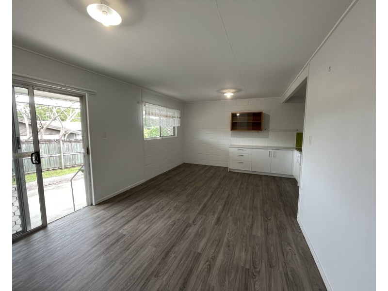 2/14 Florence Street, Nambour QLD 4560