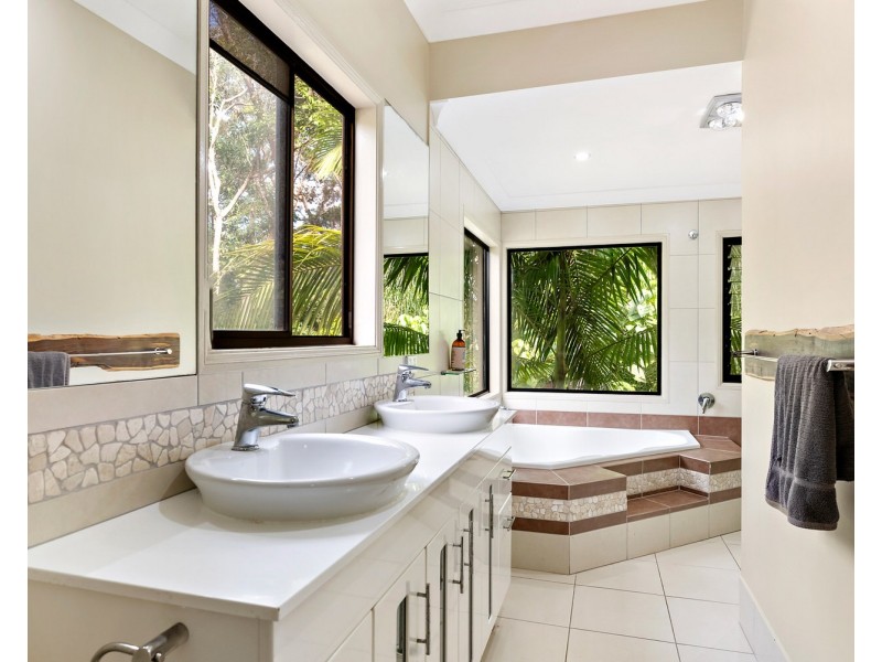 29 Mango Vale Court, Diddillibah QLD 4559