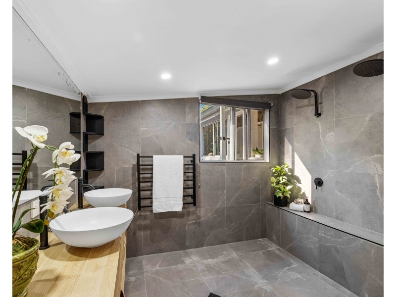 39 Carruthers Road, West Woombye QLD 4559