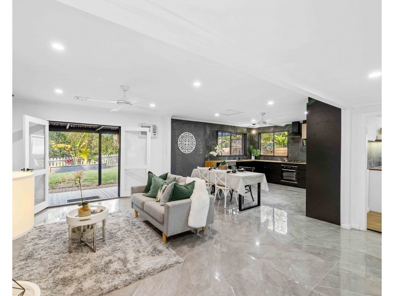 39 Carruthers Road, West Woombye QLD 4559