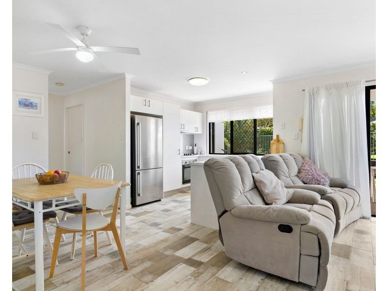 18/1 Lakehead Drive, Sippy Downs QLD 4556