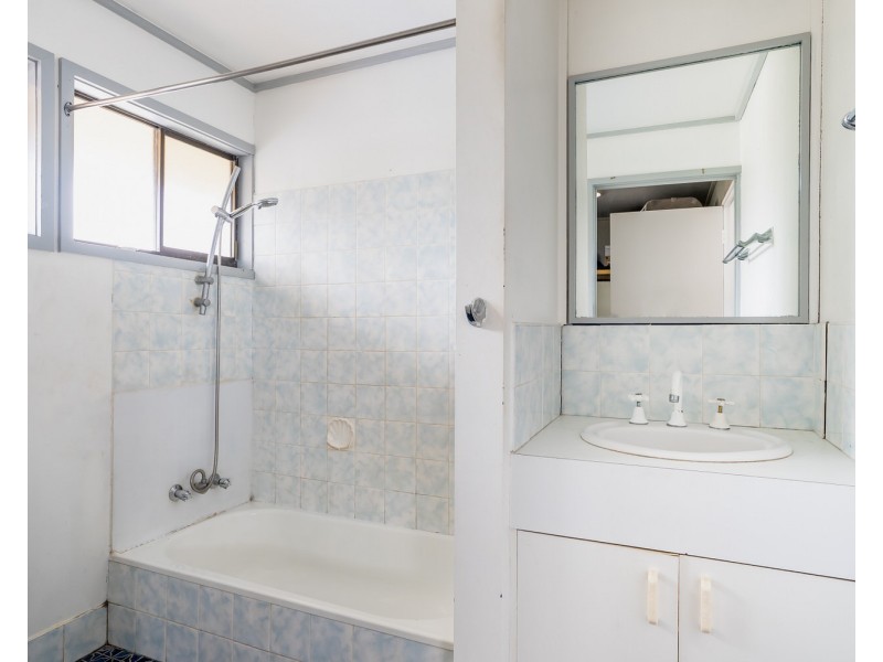 8 Boroko Place, Bli Bli QLD 4560