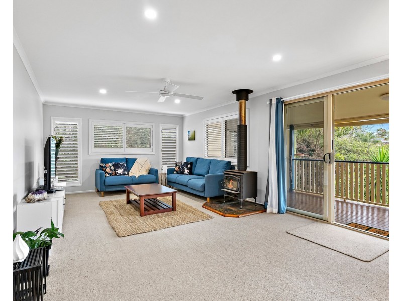 17 Dinmore Street, Woombye QLD 4559