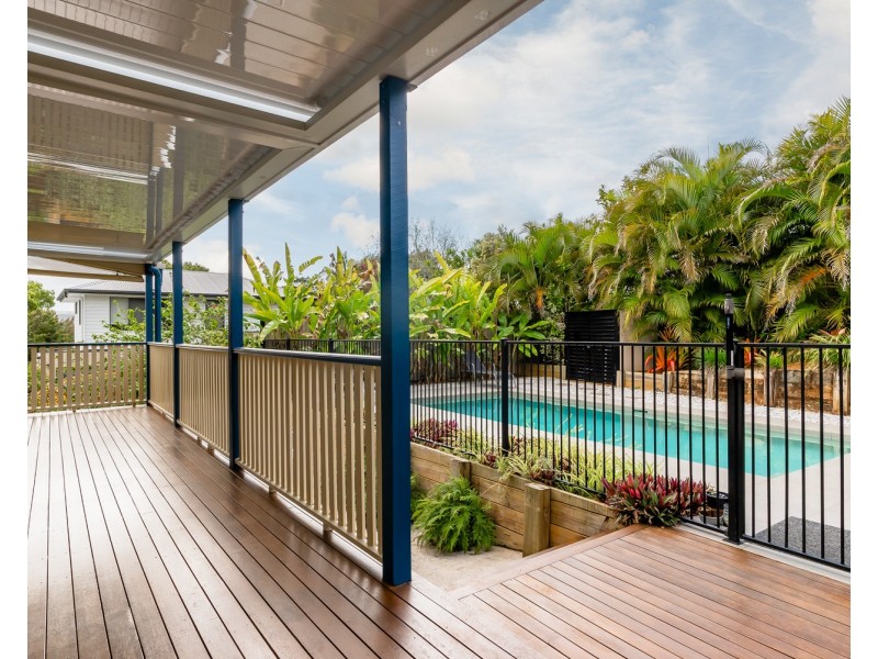 17 Dinmore Street, Woombye QLD 4559