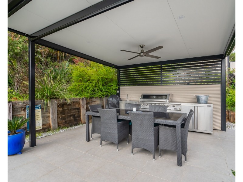 17 Dinmore Street, Woombye QLD 4559