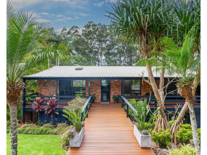 157 Panorama Drive, Rosemount QLD 4560