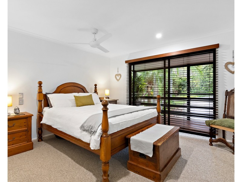 157 Panorama Drive, Rosemount QLD 4560