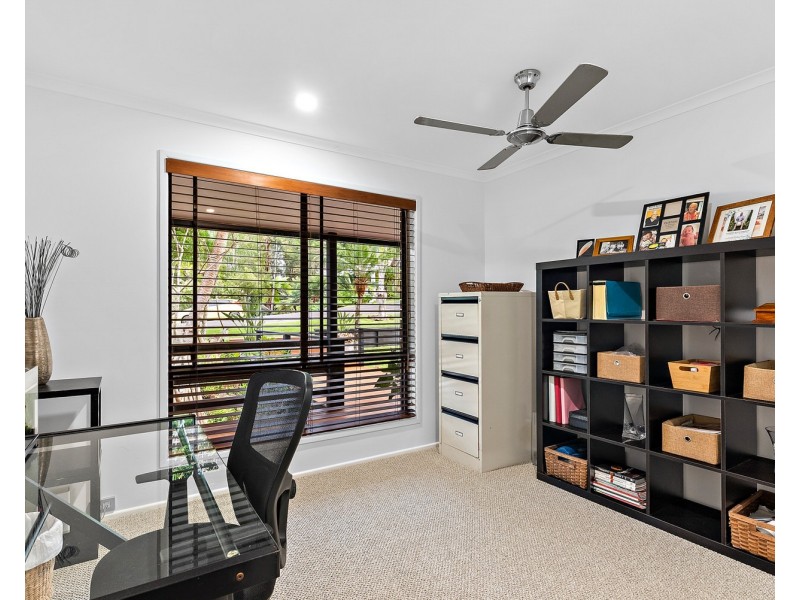 157 Panorama Drive, Rosemount QLD 4560