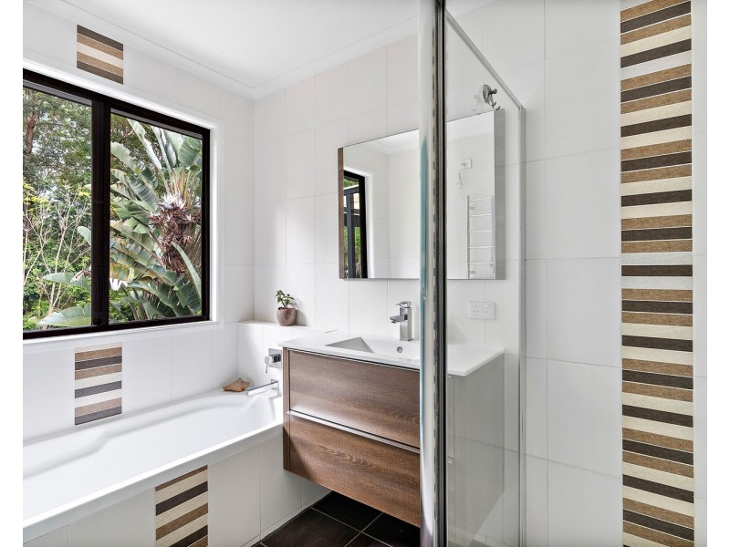 157 Panorama Drive, Rosemount QLD 4560