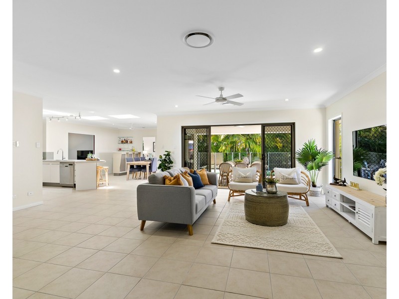 6 Tribulation Circuit, Buderim QLD 4556