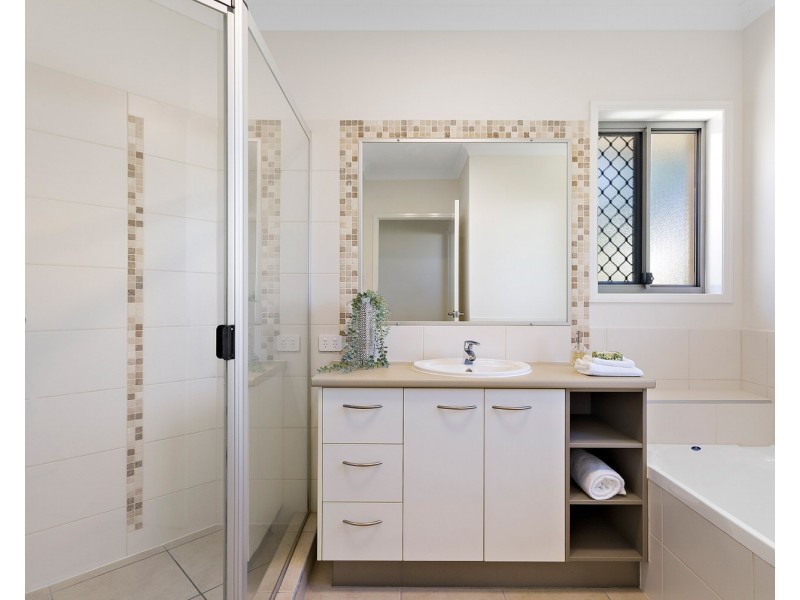 6 Tribulation Circuit, Buderim QLD 4556